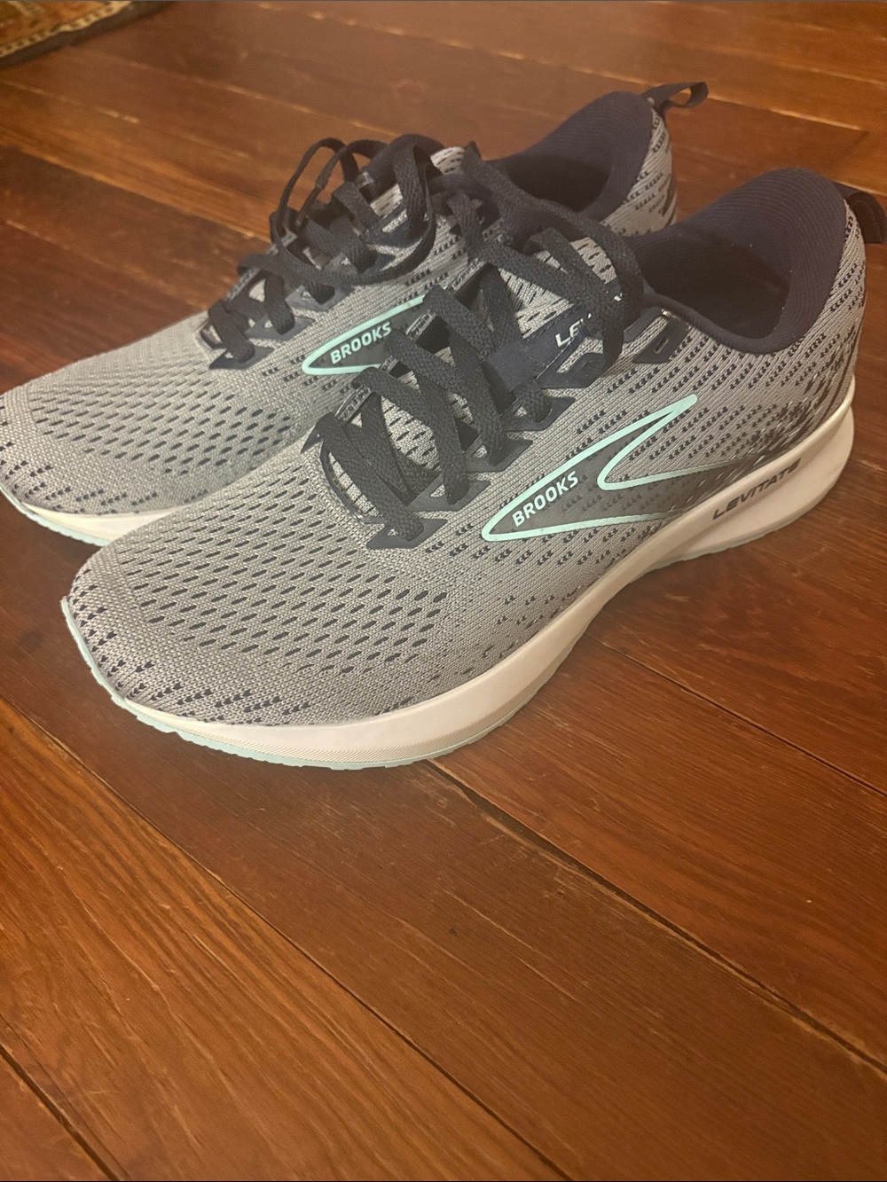 Women’s Brooks Levitate 5  Running Shoes